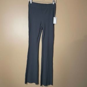 Good American Gray Green Ink Rib Slim Flare Trousers pants Size 2 Pull-On